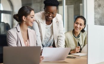 The Non-QM Cash-Out Playbook for Investors in 2025: Refi vs. Closed-End Second Lien